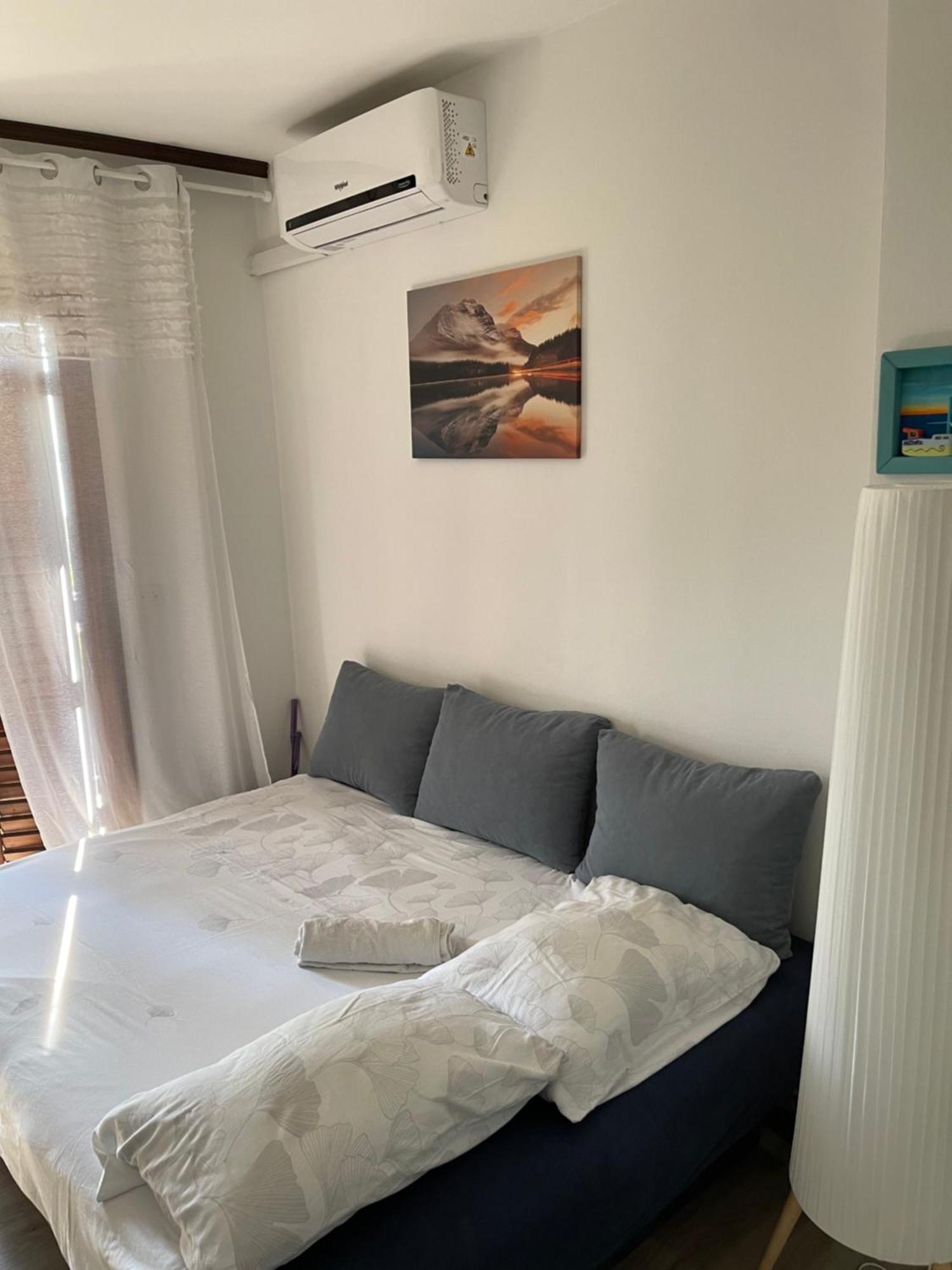 Apartman Hrusta Crikvenica Exteriör bild